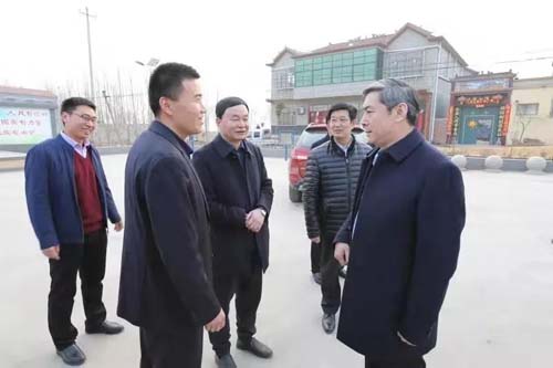 山东省立医院党委书记赵升田到东明县马头镇调研 "第一书记"扶贫工作