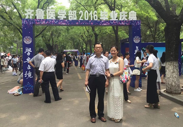 【父亲节专题】山东省立医院专家父女:长大后与你并肩作战