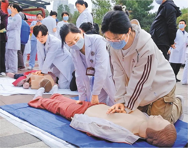 【媒体报道】山东第一医科大学附属省立医院举办5·12国际护士节宣传活动