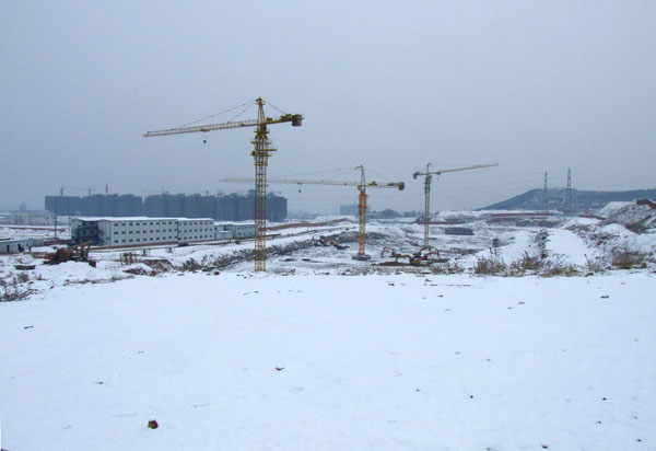 2008年1月，正式施工，此为雪后一景。.jpg