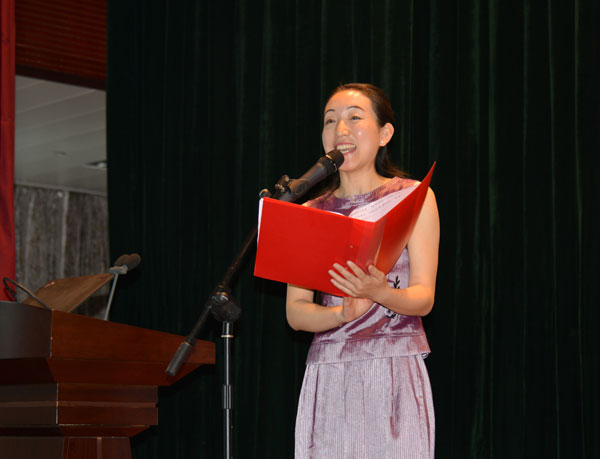 7--优秀护理征文朗读.jpg 7--优秀护理征文朗读.jpg