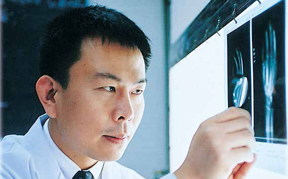 (修改定稿)省立医院画册内文预览0907_210x285预览(4)-303.jpg (修改定稿)省立医院画册内文预览0907_210x285预览(4)-303.jpg