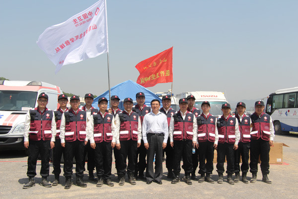 4我院应急队员合影.jpg