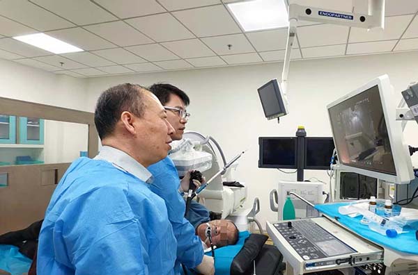 山东第一医科大学附属省立医院超声内镜引导下无水乙醇注射消融术精准治疗胰腺胰岛素瘤