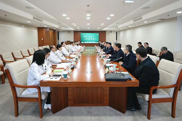 山东第一医科大学附属省立医院吴向东书记带队赴北京协和医院、北京大学人民医院考察学习