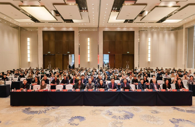 山东省医师协会耐药菌监测与防控专业委员会换届选举会议暨2026年学术会议在济南召开 山东省医师协会耐药菌监测与防控专业委员会换届选举会议暨2026年学术会议在济南召开