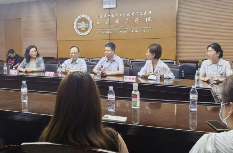 山东第一医科大学附属省立医院儿科中医党总支儿科第四党支部、小儿重症医学科开展“六一” 暖心主题活动