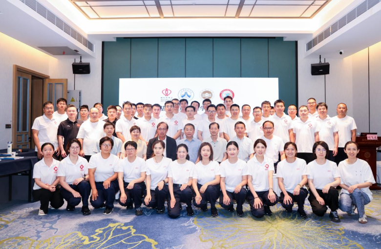 国家突发中毒事件卫生应急移动处置中心(山东)成功举办全国基础临床毒理学培训班(济南站) 国家突发中毒事件卫生应急移动处置中心(山东)成功举办全国基础临床毒理学培训班(济南站)
