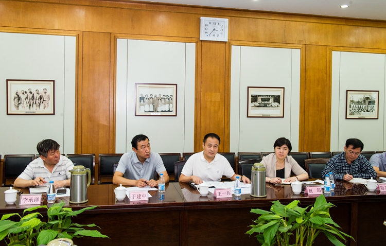 DSC_7121.jpg DSC_7121.jpg