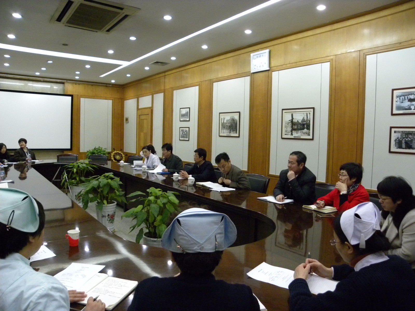 (2.25)我院召开2016年春夏季重点传染病防治工作会议.jpg (2.25)我院召开2016年春夏季重点传染病防治工作会议.jpg